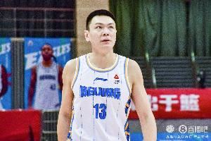 :朱彦西结束CBA球员生涯 将转型进入青年队教练组 :朱彦西结束CBA球员生涯 将转型进入青年队教练组