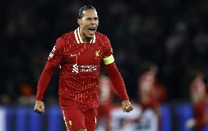 范戴克:为利物浦效力自然有标准和期望,对水晶宫要强力反弹 范戴克:为利物浦效力自然有标准和期望,对水晶宫要强力反弹