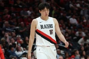 解说:过度关注小杨私生活的人那就是私生饭 明朝覆灭怪陈圆圆? 解说:过度关注小杨私生活的人那就是私生饭 明朝覆灭怪陈圆圆?