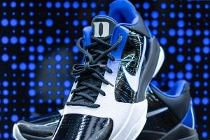 羡煞旁人!杜克大学晒出了球队专属的第三款Kobe 5配色! 羡煞旁人!杜克大学晒出了球队专属的第三款Kobe 5配色!