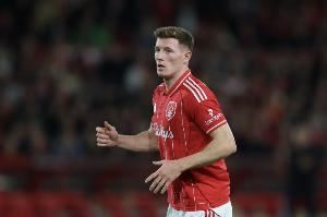 要价7000万镑!英媒:曼联冬窗推进签安德森,将面临曼城等队竞争 要价7000万镑!英媒:曼联冬窗推进签安德森,将面临曼城等队竞争